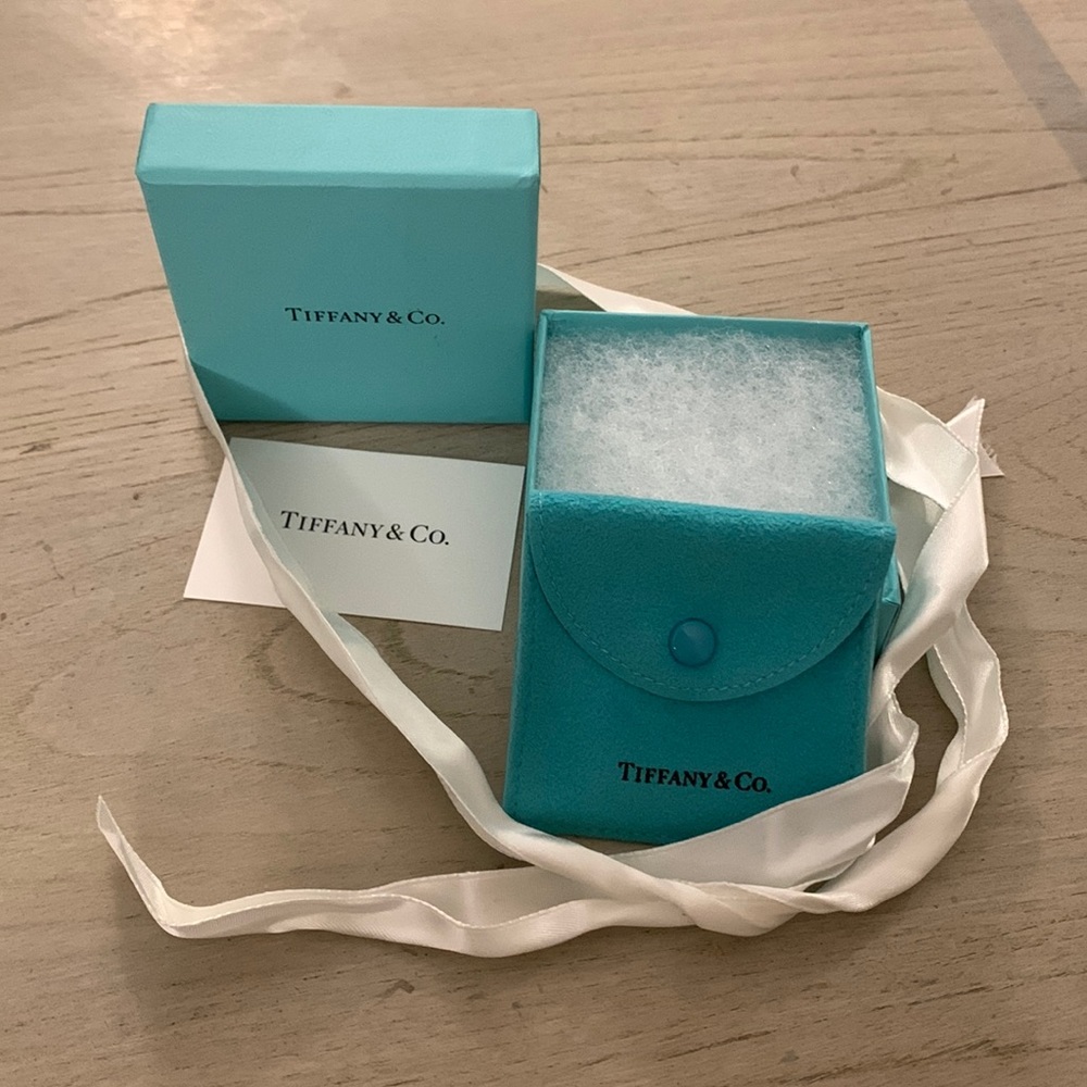 Tiffany & co full gift set as shown